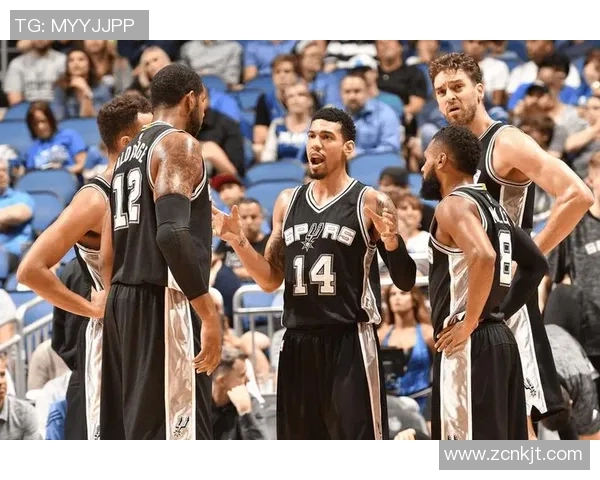 马刺与灰熊季后赛对决分析及精彩瞬间回顾